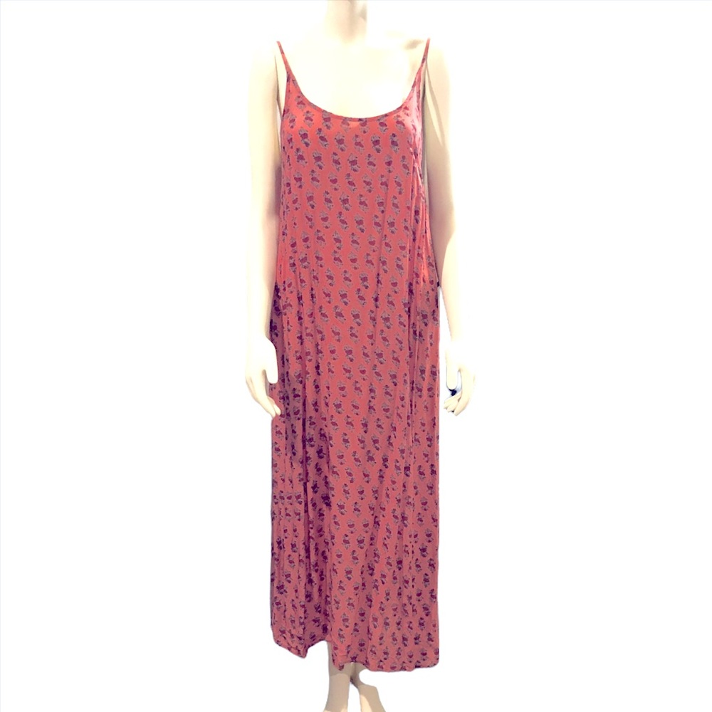 Novella Royal The Avery Dress